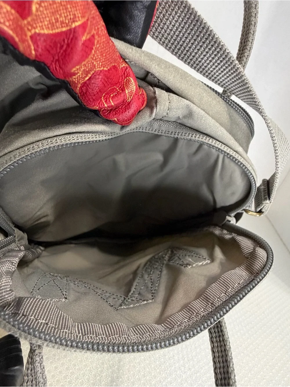 Fjallraven Kånken Small Crossbody Bag - Gray